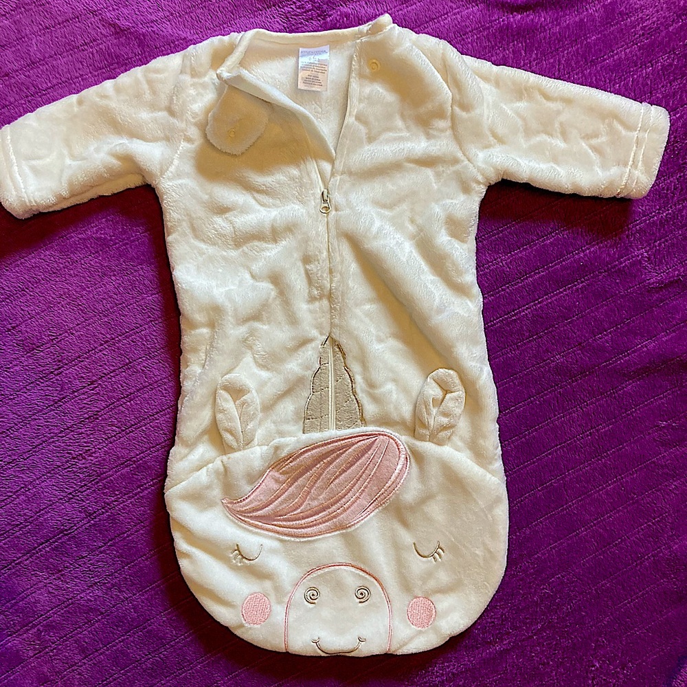 SOLD! Kyle and Deena sleeper 0-3m
